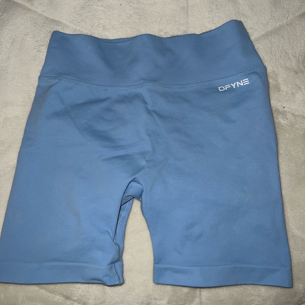 DFYNE shorts